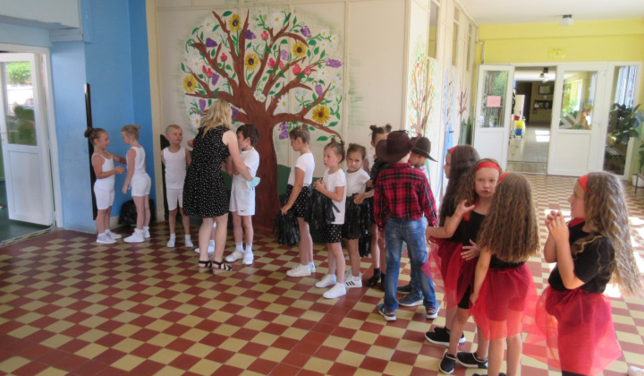 2. fotografia fotogalérie Rozlúčka so šlabikárom