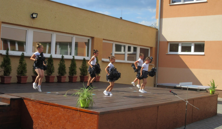 8. fotografia fotogalérie Rozlúčka so šlabikárom