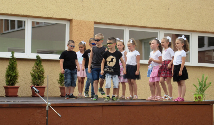 26. fotografia fotogalérie Rozlúčka so šlabikárom