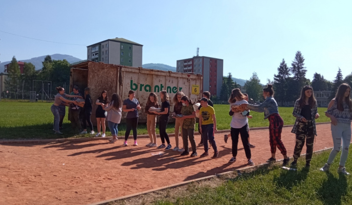 2. fotografia fotogalérie Letný zber papiera