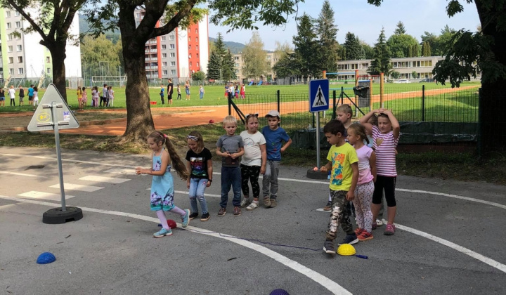 6. fotografia fotogalérie Športové popoludnie v ŠKD