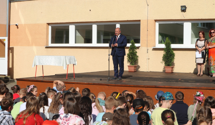 26. fotografia fotogalérie Slávnostné ukončenie školského roka 2022/2023 vo fotogalérii