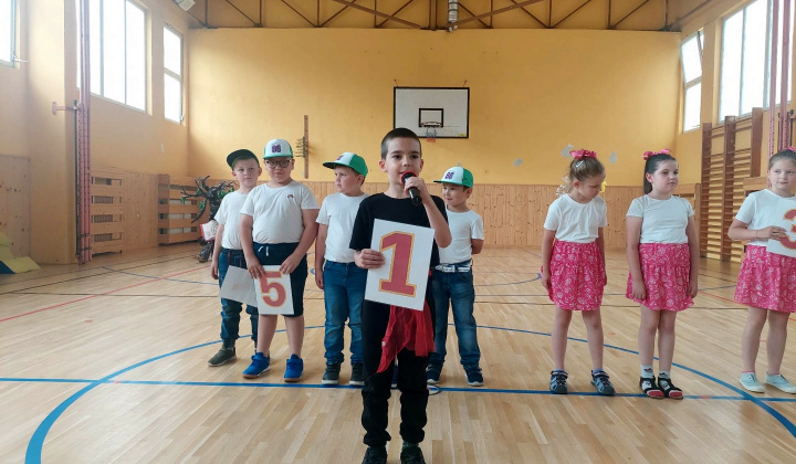 29. fotografia fotogalérie Rozlúčka so Šlabikárom