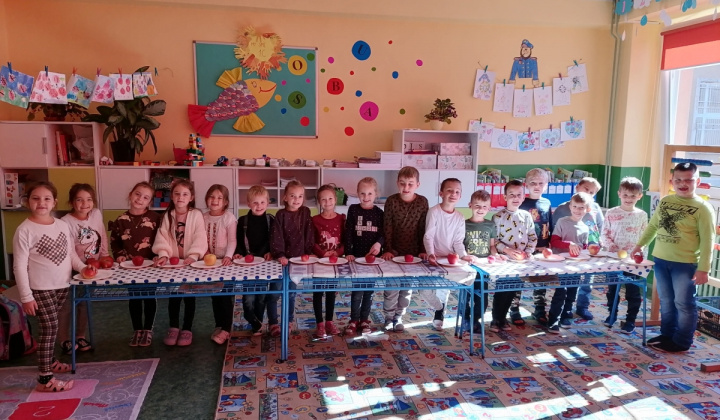 20. fotografia fotogalérie Jabĺčkové popoludnie
