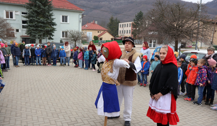 2. fotografia fotogalérie Vynášanie moreny