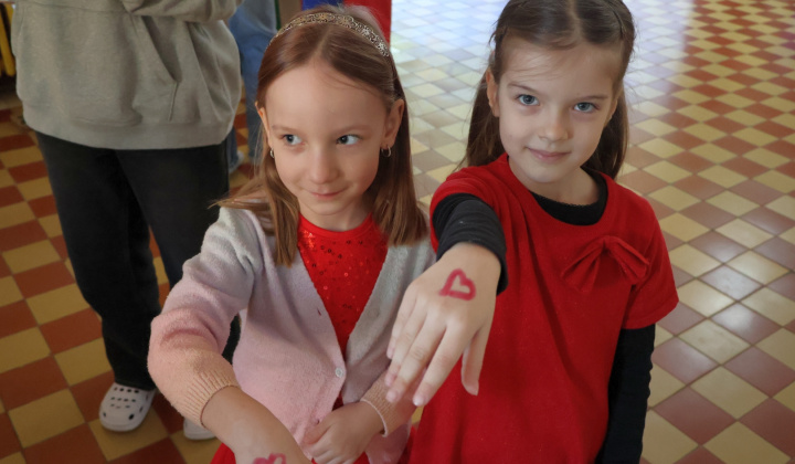 1. fotografia fotogalérie Hviezdoslavkári s prianím krásneho Valentína!