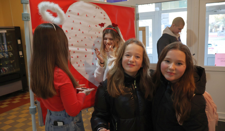 22. fotografia fotogalérie Hviezdoslavkári s prianím krásneho Valentína!