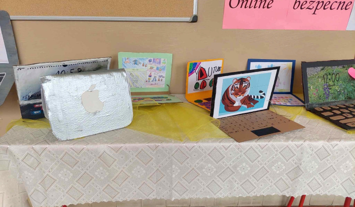 12. fotografia fotogalérie Na internete bezpečne 