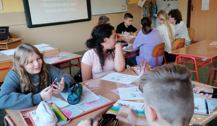 12. fotografia fotogalérie Október - bohatý na literárne aktivity