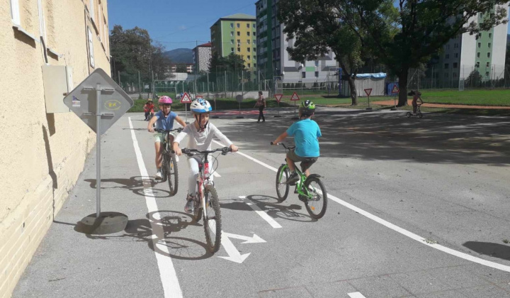 73. fotografia fotogalérie Projektový deň Na bicykli bezpečne