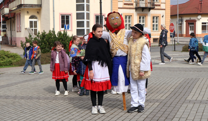 37. fotografia fotogalérie Vynášanie Moreny