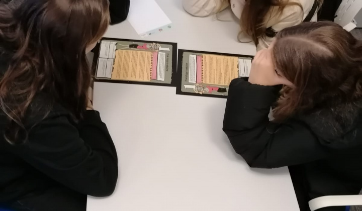 5. fotografia fotogalérie Hoaxy, Fakenews, Konšpiračné teórie 
