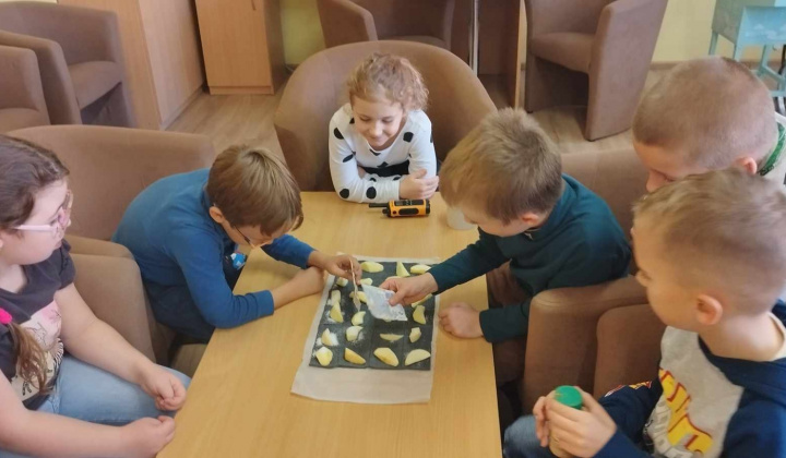 24. fotografia fotogalérie Jabĺčkové popoludnie