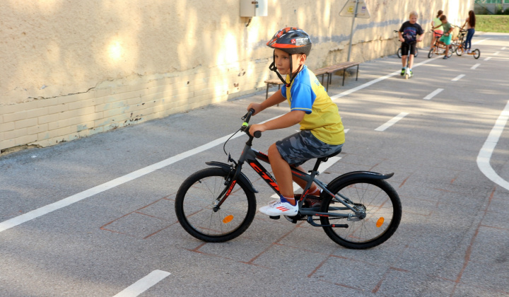 38. fotografia fotogalérie Na bicykli bezpečne