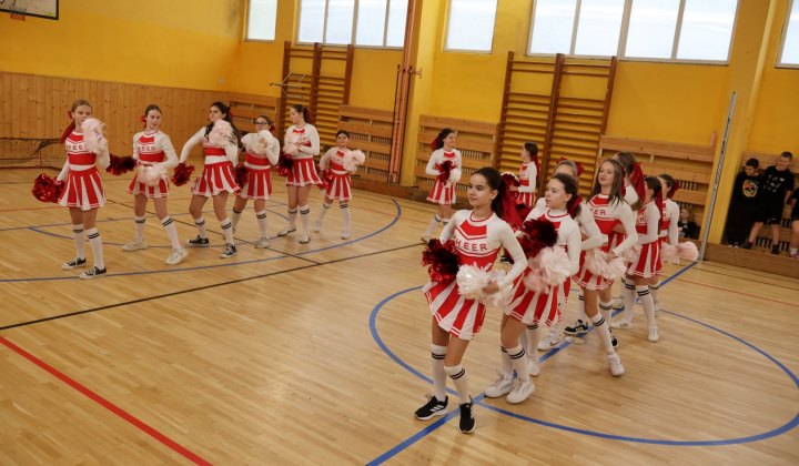 74. fotografia fotogalérie Vianočný florbalový turnaj