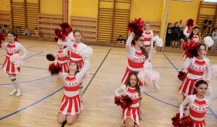 77. fotografia fotogalérie Vianočný florbalový turnaj