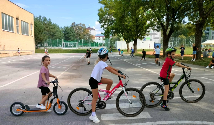 35. fotografia fotogalérie Na bicykli bezpečne+športové aktivity pre I. stupeň