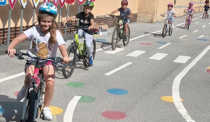 47. fotografia fotogalérie Na bicykli bezpečne+športové aktivity pre I. stupeň