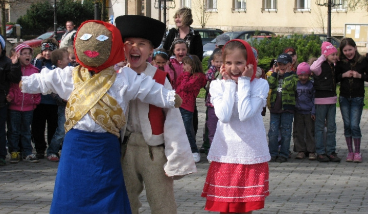 10. fotografia fotogalérie Vynášanie Moreny