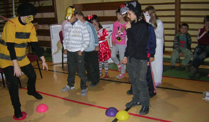 14. fotografia fotogalérie Noc v knižnici