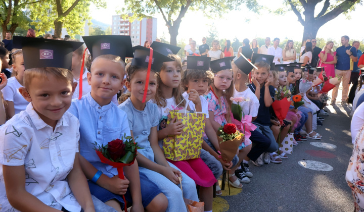 2. fotografia fotogalérie Aktuality / A je to tu! Nový školský rok sa začína!  - foto