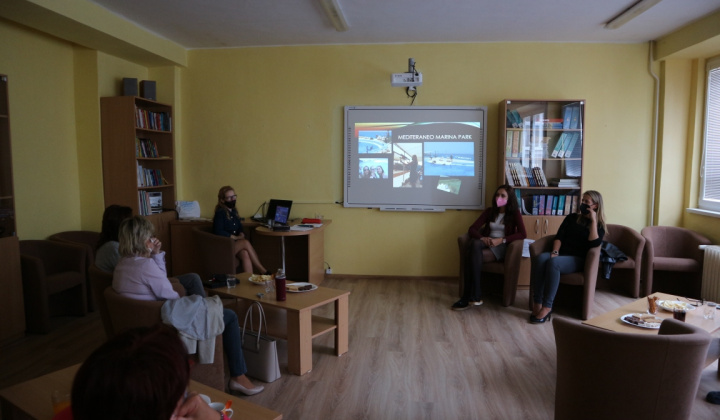 6. fotografia fotogalérie Erasmus+ / Informačné a vzdelávacie semináre pre učiteľov na Hviezdoslavke - foto