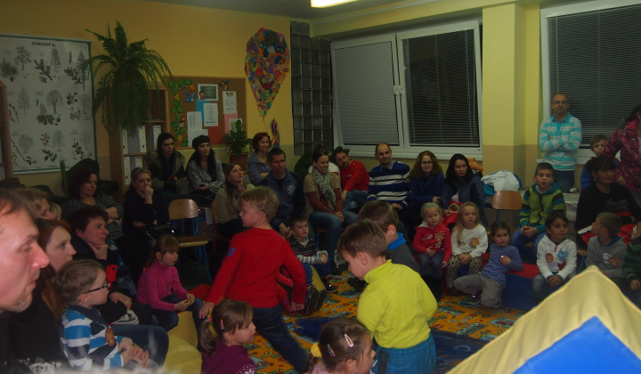 39. fotografia fotogalérie Noc v knižnici