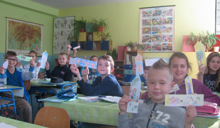 2. fotografia fotogalérie Záložka do knihy spála školy