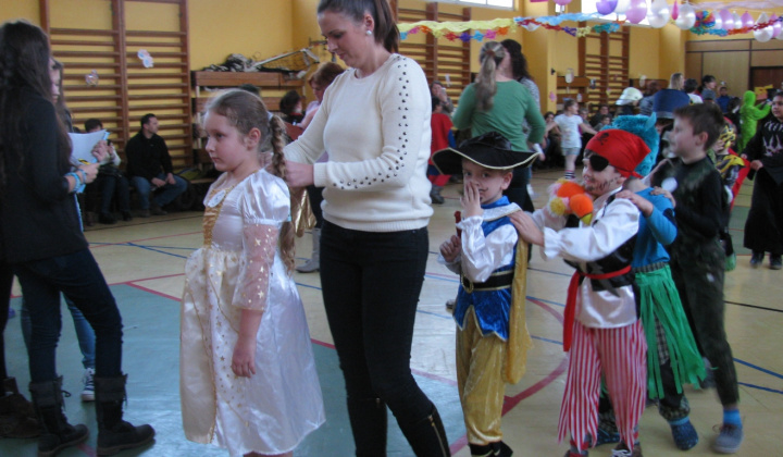 10. fotografia fotogalérie Karneval a pochovávanie basy