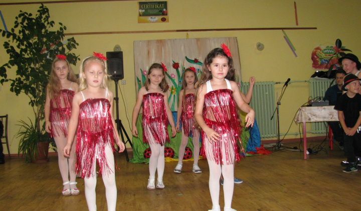 12. fotografia fotogalérie Prijímanie prvákov