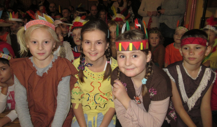 8. fotografia fotogalérie Indiánska noc v škole