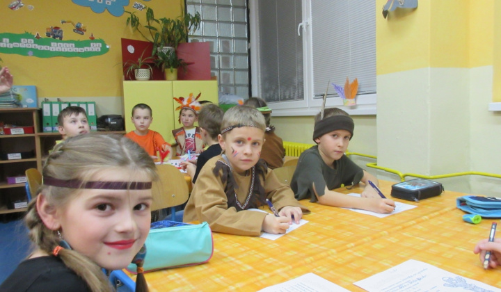 45. fotografia fotogalérie Indiánska noc v škole