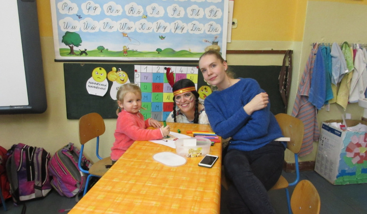 55. fotografia fotogalérie Indiánska noc v škole