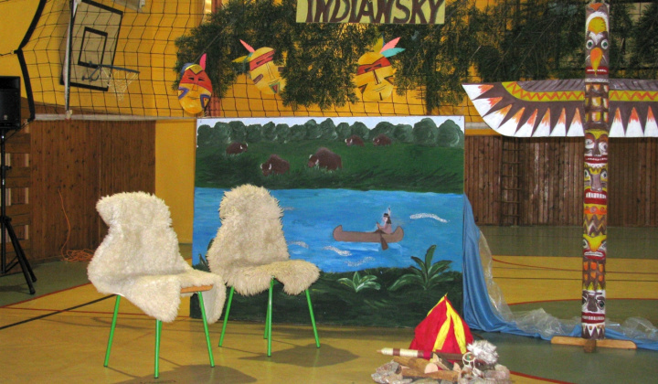 72. fotografia fotogalérie Indiánska noc v škole