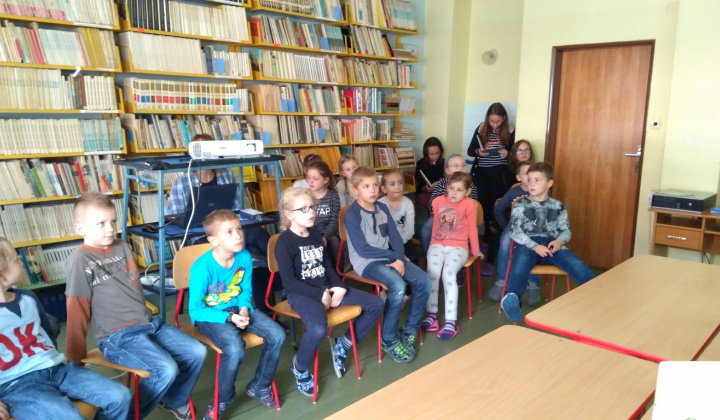 3. fotografia fotogalérie Popoludnie v školskej knižnici