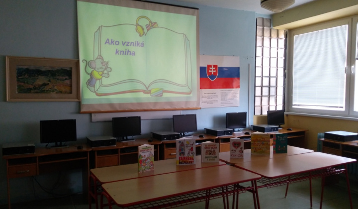 4. fotografia fotogalérie Popoludnie v školskej knižnici